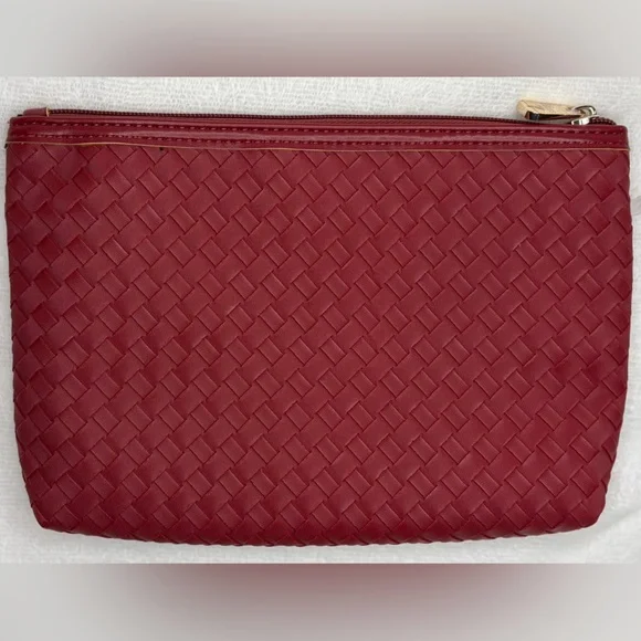 Women’s 90’s vintage Guess cosmetic bag - Picture 3 of 4